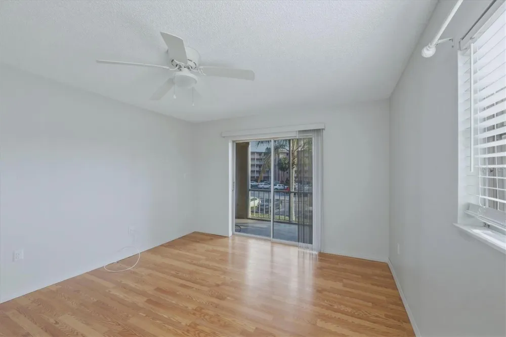 4143 HERON WAY #207 BLDG E Bradenton, FL 34205
