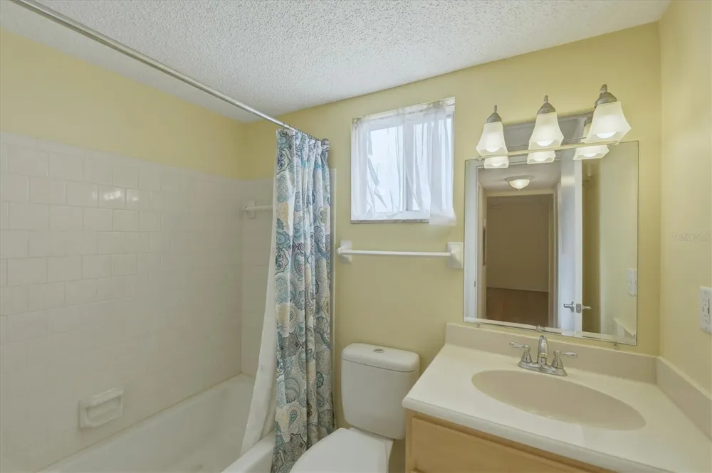 4143 HERON WAY #207 BLDG E Bradenton, FL 34205