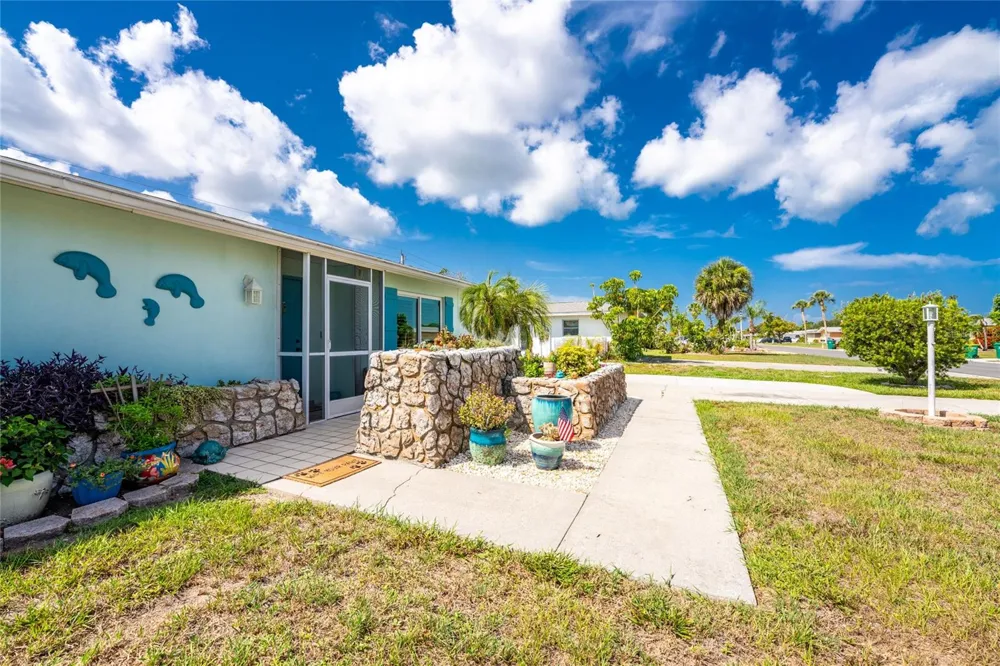 23 ANNAPOLIS LANE Rotonda West, FL 33947
