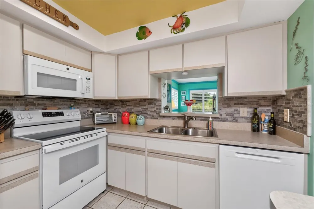 23 ANNAPOLIS LANE Rotonda West, FL 33947