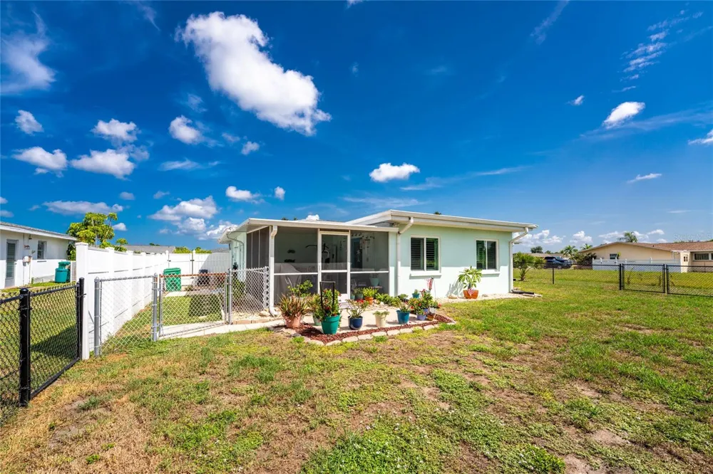 23 ANNAPOLIS LANE Rotonda West, FL 33947