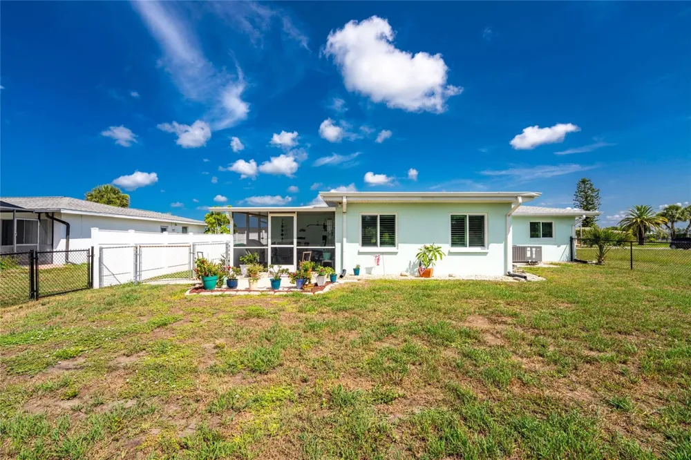 23 ANNAPOLIS LANE Rotonda West, FL 33947