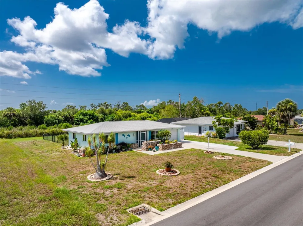 23 ANNAPOLIS LANE Rotonda West, FL 33947