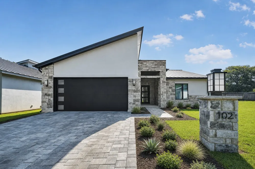 102 Menard Court Horseshoe Bay, TX 78657