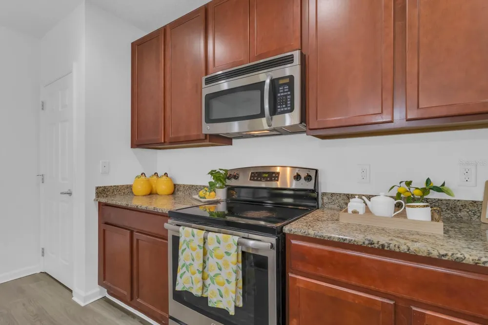 2943 CASABELLA DRIVE Kissimmee, FL 34744