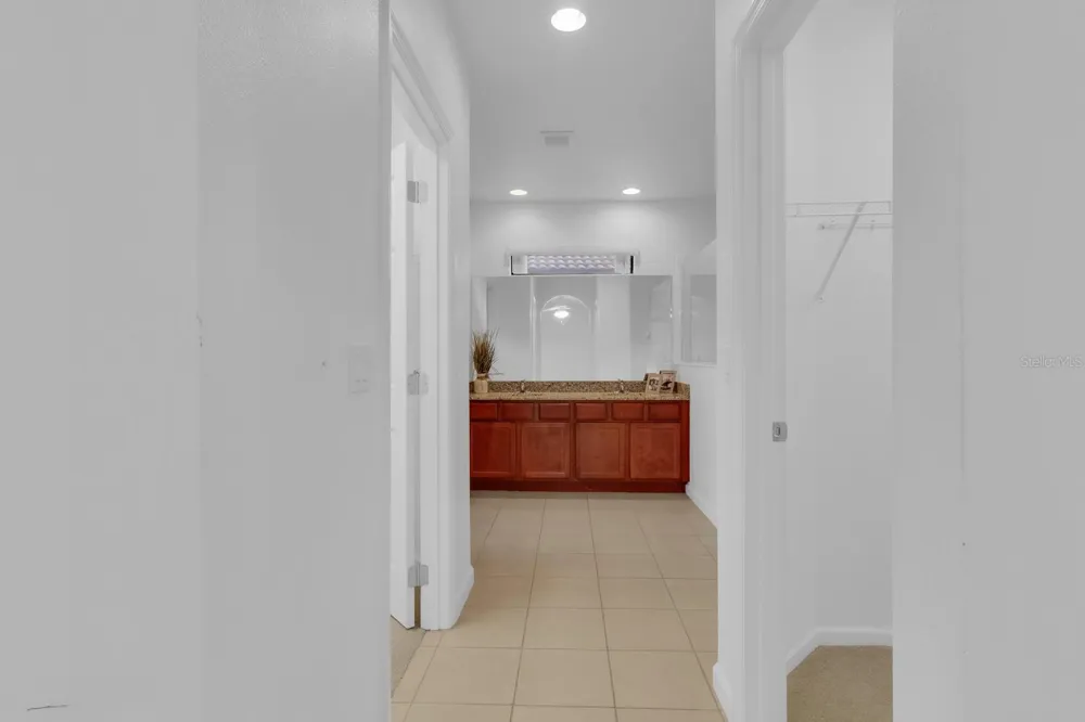 2943 CASABELLA DRIVE Kissimmee, FL 34744