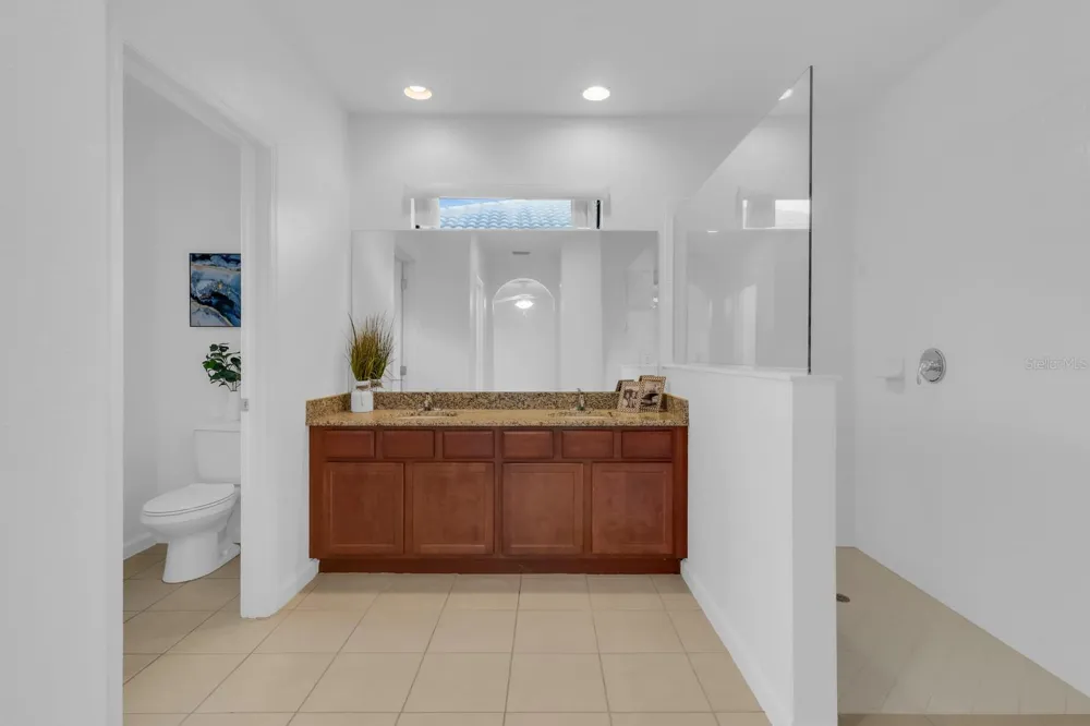 2943 CASABELLA DRIVE Kissimmee, FL 34744