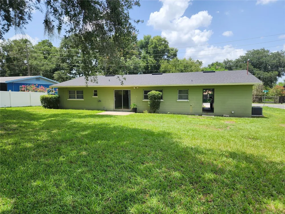 1104 W 14TH STREET Lakeland, FL 33805