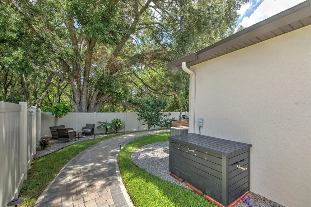 842 VINO VERDE CIRCLE Brandon, FL 33511