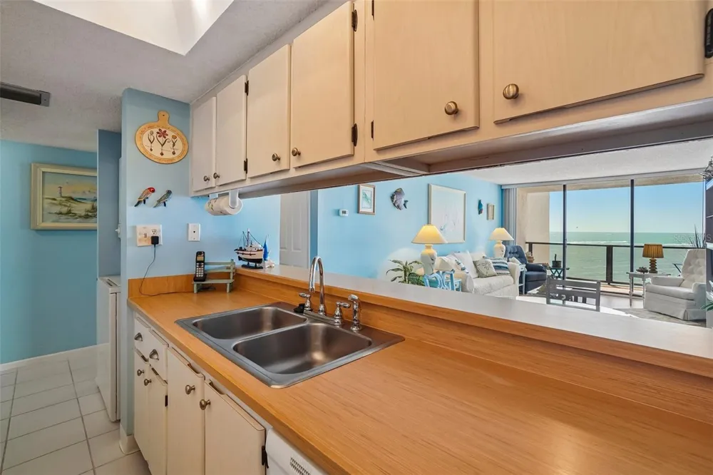 450 S GULFVIEW BOULEVARD #605 Clearwater Beach, FL 33767