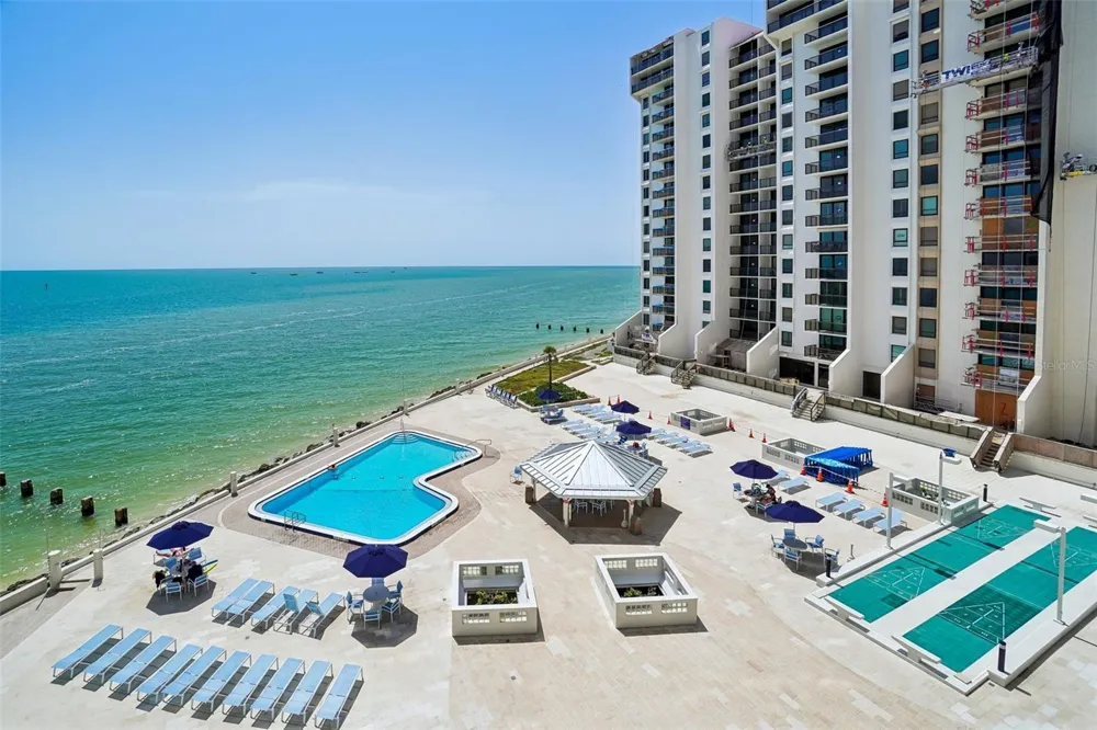 450 S GULFVIEW BOULEVARD #605 Clearwater Beach, FL 33767