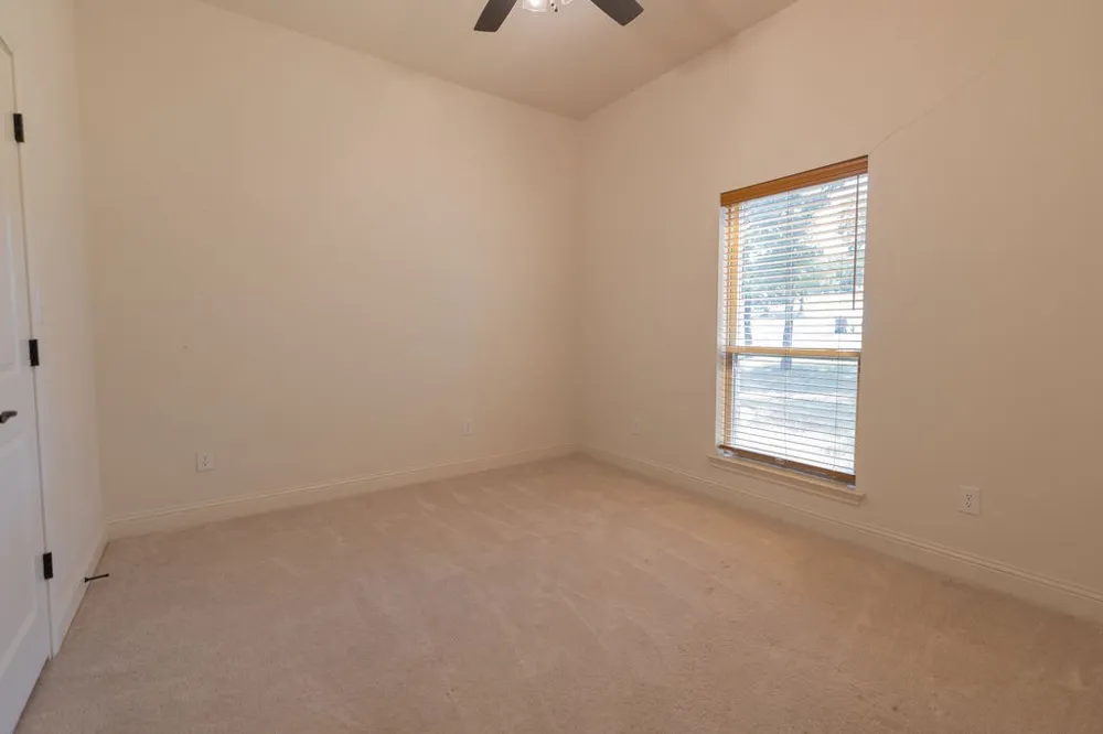 1013 Churchill Lane Millsap, TX 76066