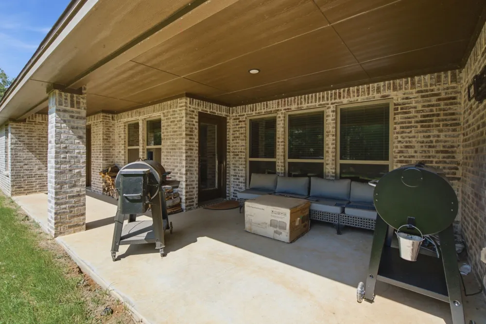 1013 Churchill Lane Millsap, TX 76066
