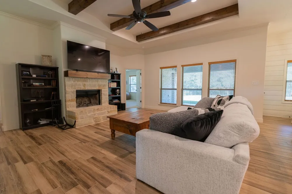 1013 Churchill Lane Millsap, TX 76066