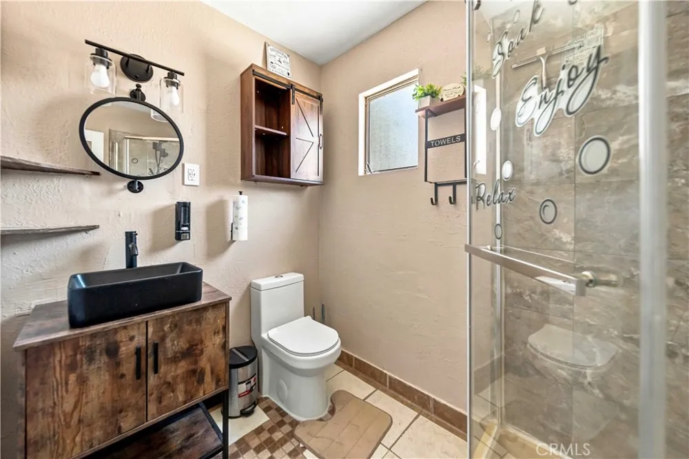 12591 Daisy Boron, CA 93516