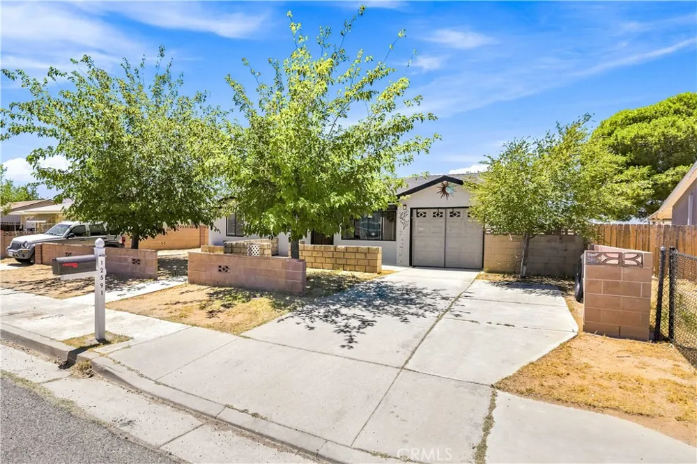 12591 Daisy Boron, CA 93516