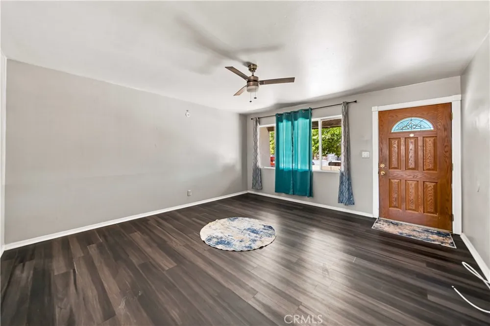 12591 Daisy Boron, CA 93516