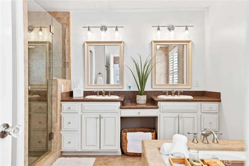 205 4th street Seal Beach, CA 90740