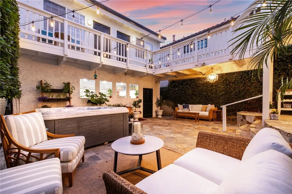 205 4th street Seal Beach, CA 90740