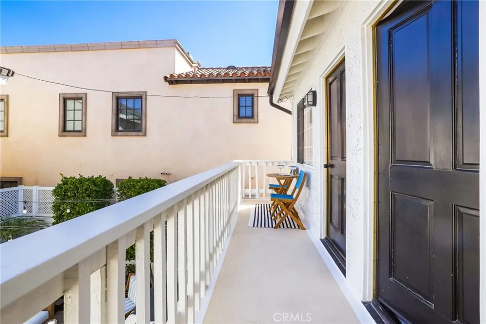 205 4th street Seal Beach, CA 90740