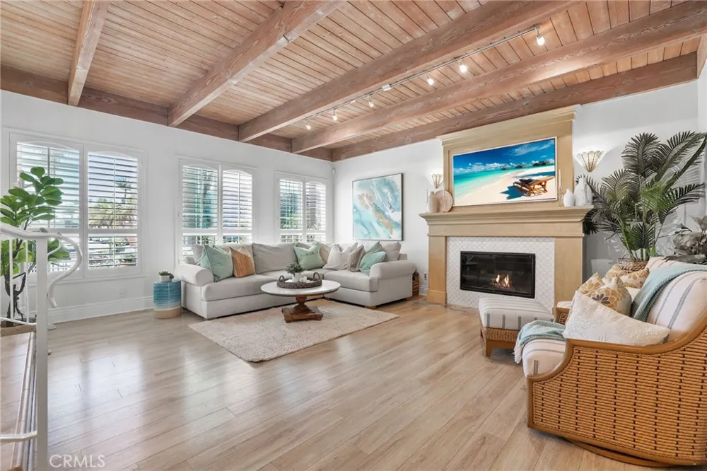 205 4th street Seal Beach, CA 90740