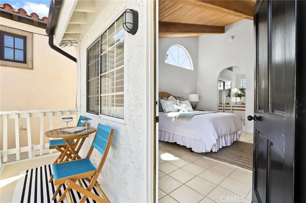 205 4th street Seal Beach, CA 90740