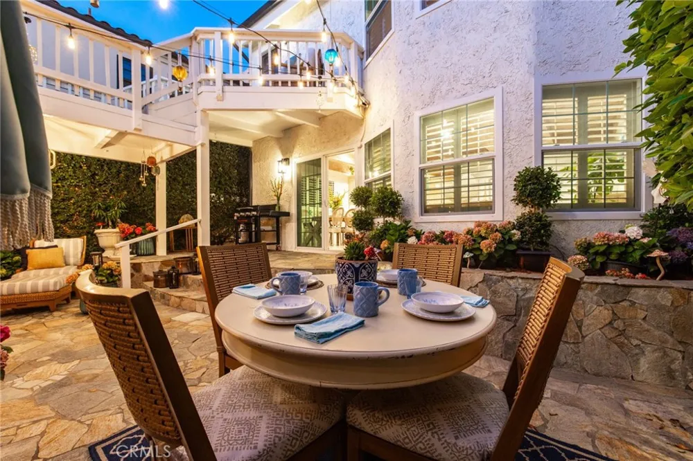 205 4th street Seal Beach, CA 90740