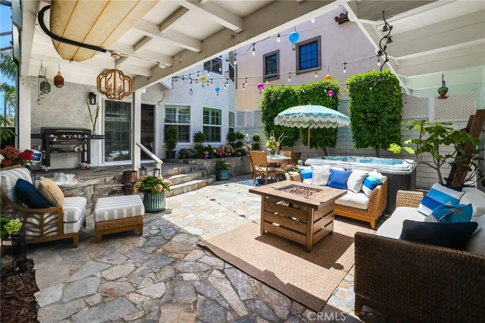 205 4th street Seal Beach, CA 90740
