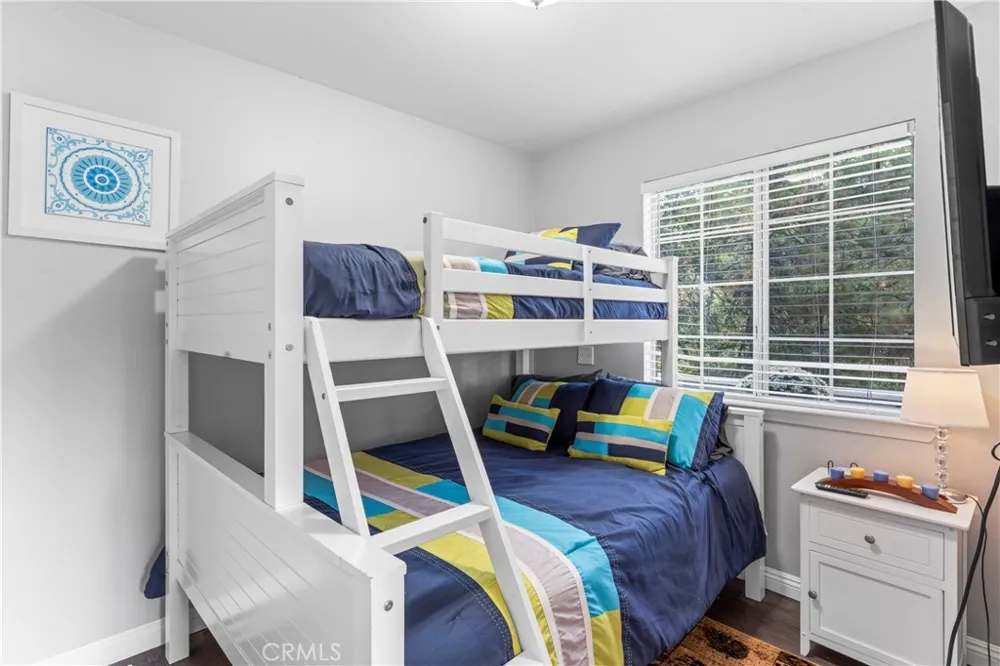955 Teakwood Drive Lake Arrowhead, CA 92352