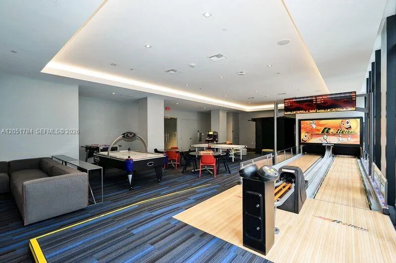1010 Brickell Ave #1403 Miami, FL 33131