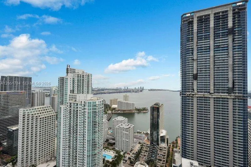 1010 Brickell Ave #1403 Miami, FL 33131