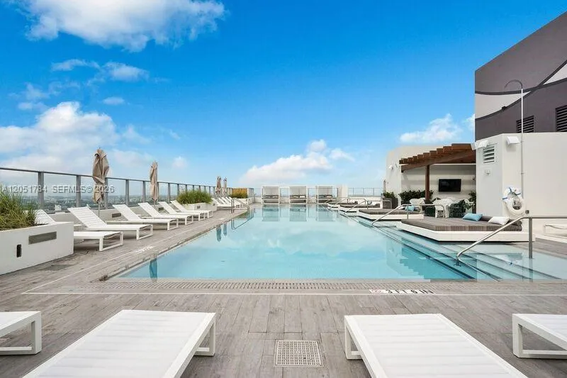 1010 Brickell Ave #1403 Miami, FL 33131