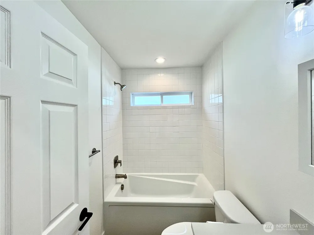 382 S Wynoochee Drive SW Ocean Shores, WA 98569