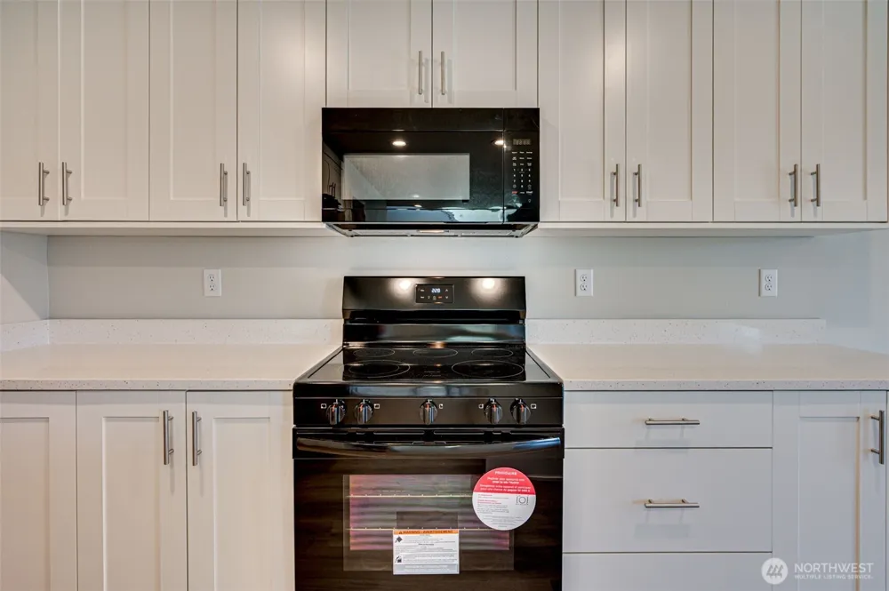 2002 Henderson Way Longview, WA 98632