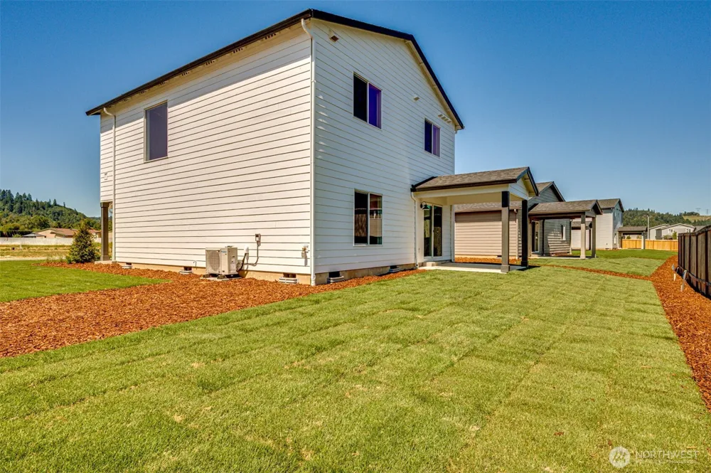 2002 Henderson Way Longview, WA 98632