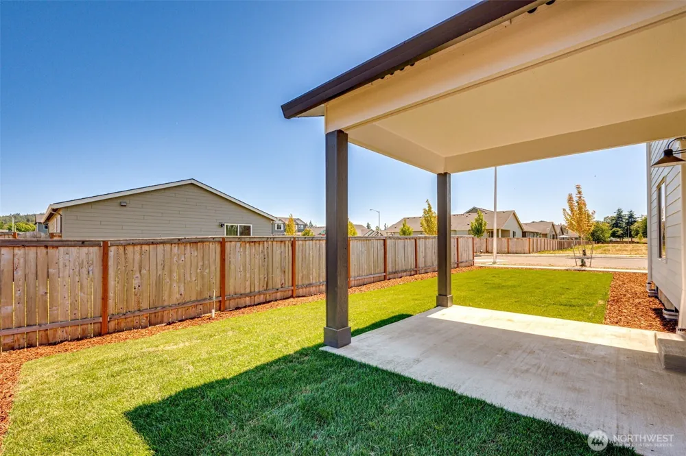 2002 Henderson Way Longview, WA 98632