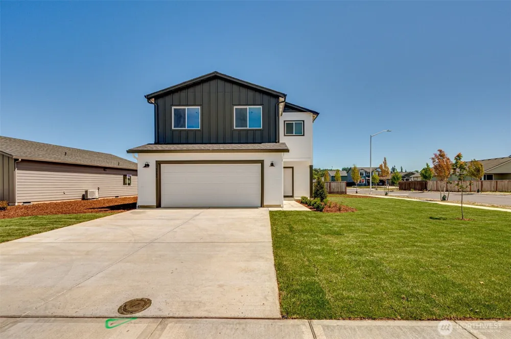 2002 Henderson Way Longview, WA 98632