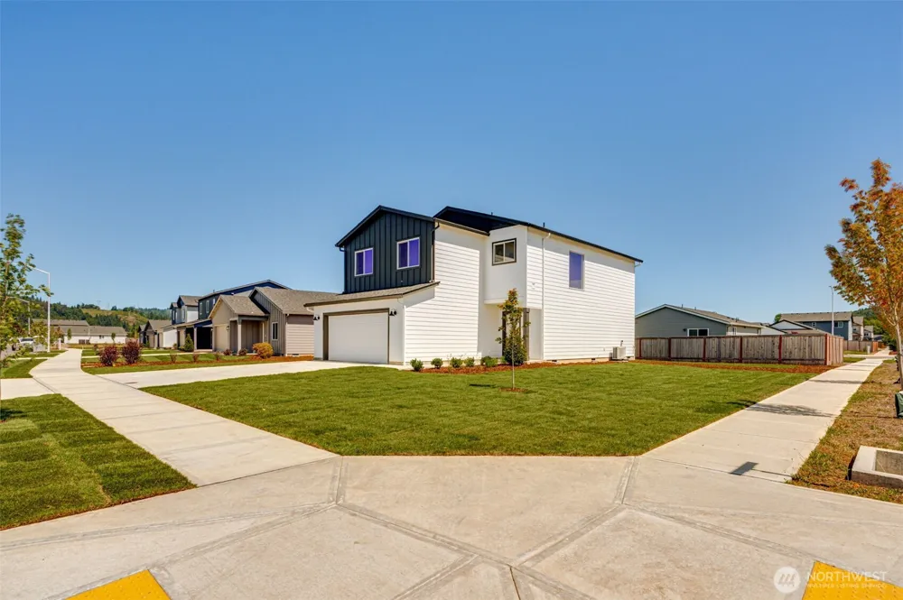 2002 Henderson Way Longview, WA 98632
