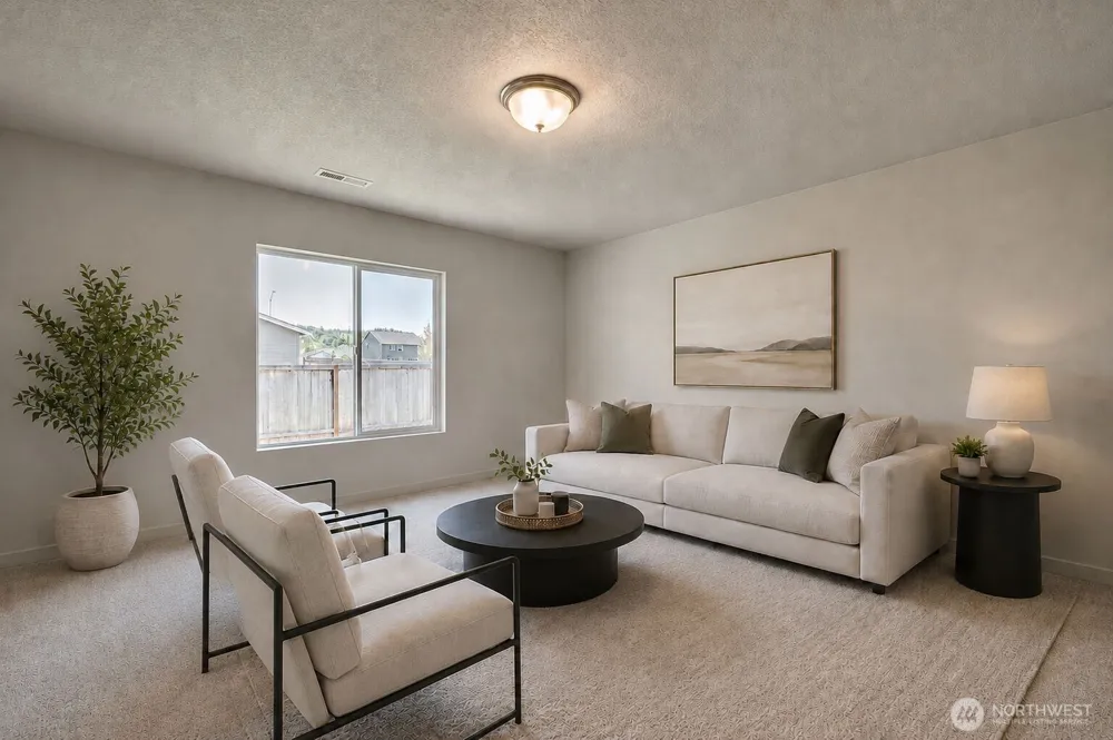2002 Henderson Way Longview, WA 98632