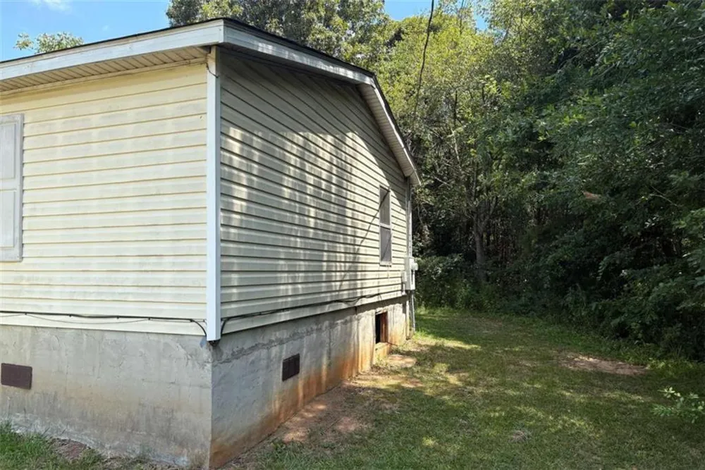 182 Owenby Lane Martin, GA 30557