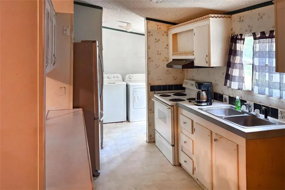 182 Owenby Lane Martin, GA 30557