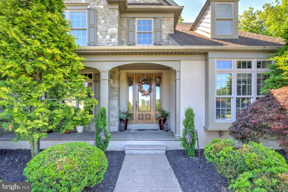 314 DEERFIELD DRIVE East Earl, PA 17519
