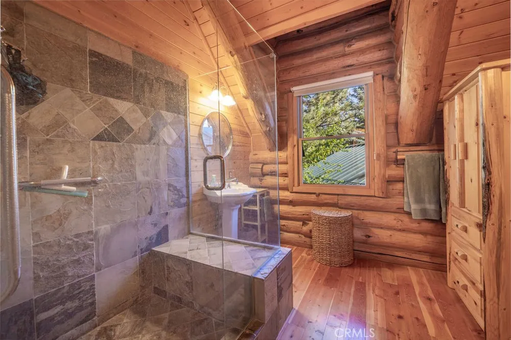 42668 Timberline Trail Big Bear Lake, CA 92315