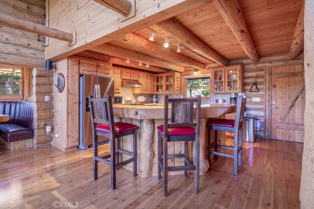 42668 Timberline Trail Big Bear Lake, CA 92315