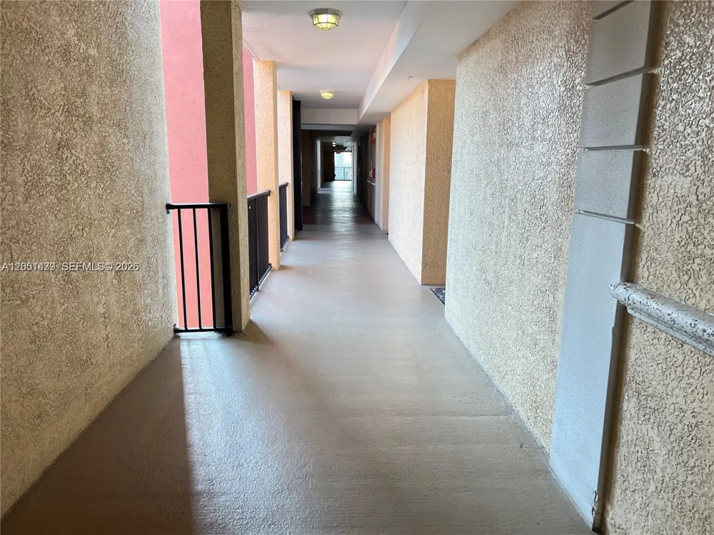17150 Bay Rd #2814 Sunny Isles Beach, FL 33160
