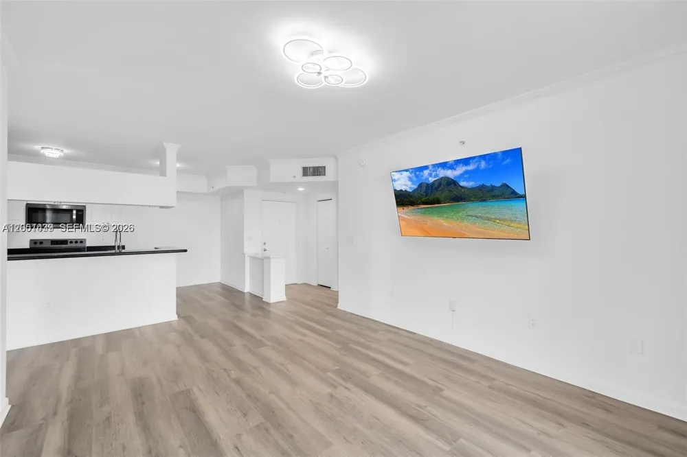 17150 Bay Rd #2814 Sunny Isles Beach, FL 33160