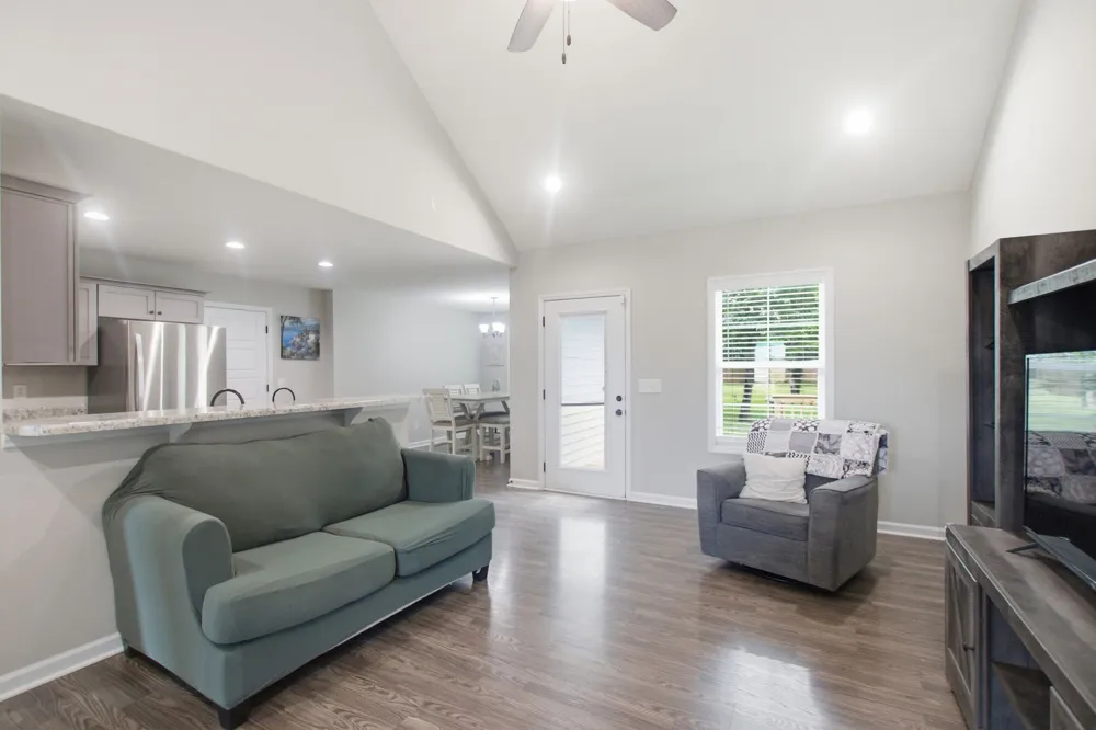 312 Spring Creek St Chapel Hill, TN 37034