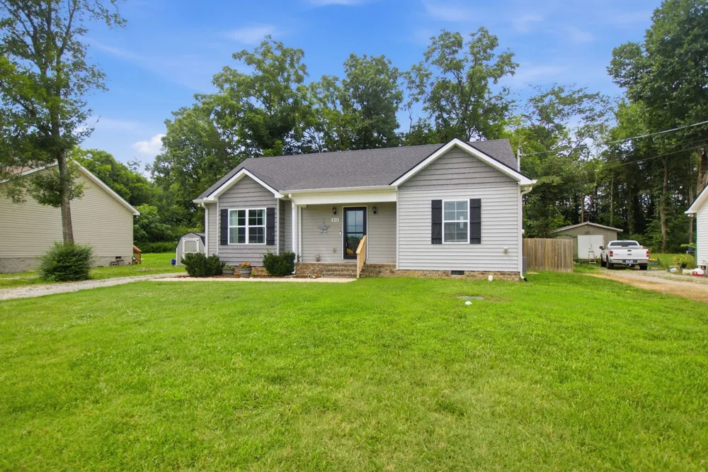 312 Spring Creek St Chapel Hill, TN 37034