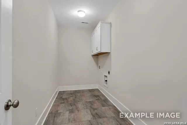 338 Lily Pass Castroville, TX 78009