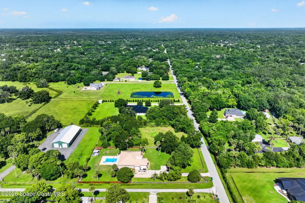 3345 Carter Road Mims, FL 32754